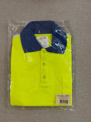 Polo reflectante amarillo y azul talla M