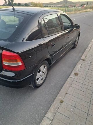 Opel Astra 2004
