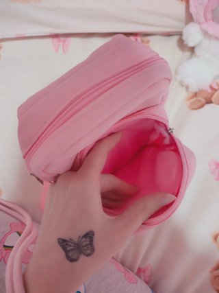 Mochilita nintendo Switch floral flores de sakura