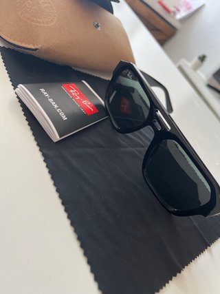 Gafas de sol Ray-Ban negras