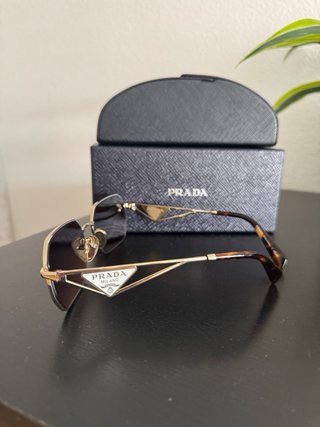 Gafas de sol Prada Tortoise y Oro