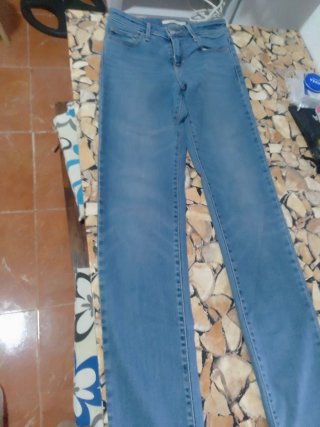 Pantalón Levis Mujer 712 Slim Talla 25