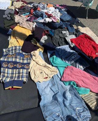 Lote de Ropa con Etiquetas