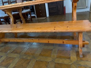 Tavolo e 2 panche in legno