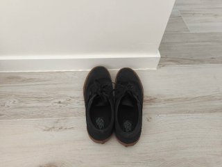 Zapatillas Vans Negras Suela Marrón