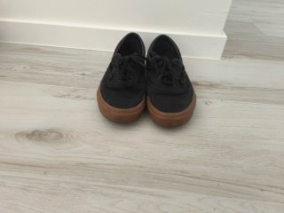 Zapatillas Vans Negras Suela Marrón