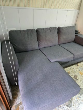 Sofá modular gris tela