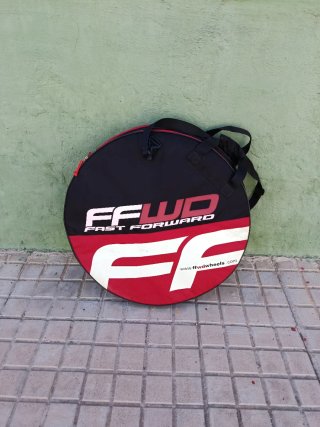 Ruedas de carbono Fast Forward FFWD F4