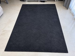 Alfombra gris oscura 200 x 150