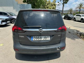 Opel Zafira Tourer 2016