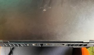 Portátil Gaming i7 RTX 4070 240Hz