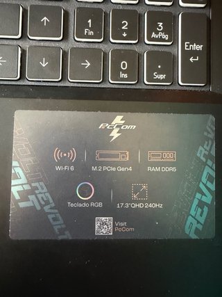 Portátil Gaming i7 RTX 4070 240Hz