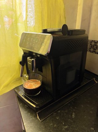 Cafetera Philips Serie 2200