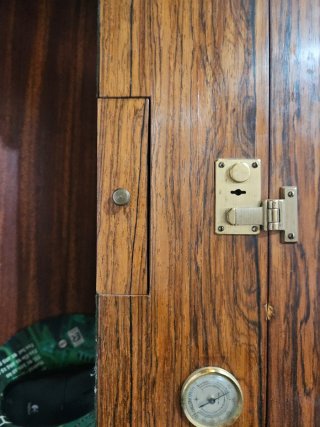 Cava per sigari in legno con umidificatore