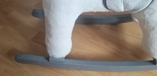 Caballito balancín blanco con sonidos
