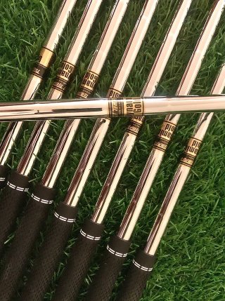 Set 8 Hierros TAYLORMADE Qi10 Palos Golf clubs