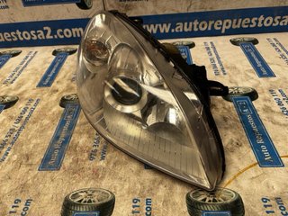 FARO DERECHO MERCEDES CLASE B 2009