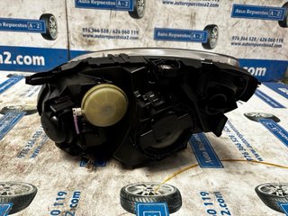 FARO DERECHO MERCEDES CLASE B 2009