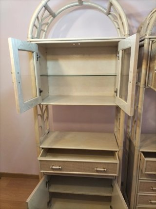 Muebles de salón de ratán y madera