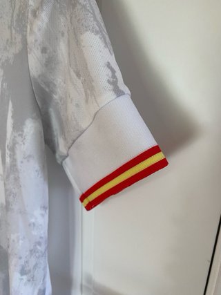 Camiseta Adidas España Talla L (13-14 años)