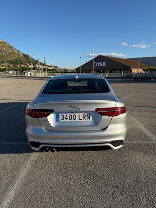 Jaguar XE 2020