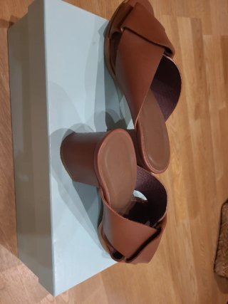 Sandalias Malababa cuero verano