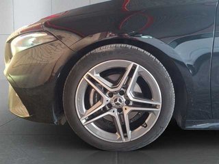Mercedes-Benz Clase A 180 100 kW (136 CV)