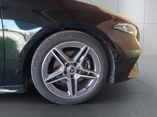 Mercedes-Benz Clase A 180 100 kW (136 CV)