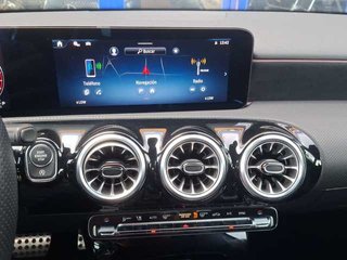 Mercedes-Benz Clase A 180 100 kW (136 CV)
