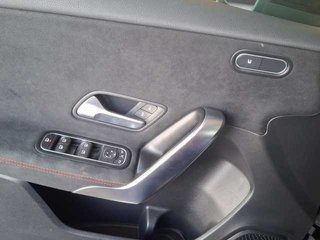Mercedes-Benz Clase A 180 100 kW (136 CV)