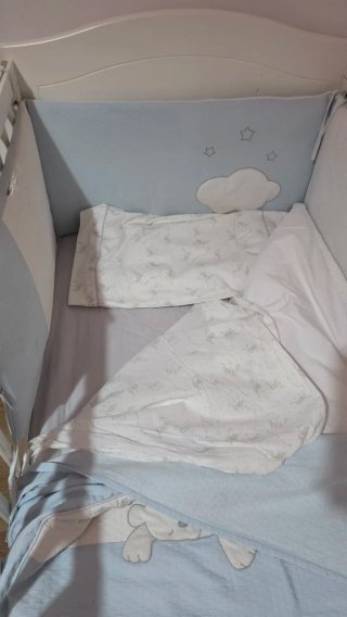 Cuna convertible en cama infantil