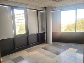 Oficina en alquiler en Can Clota en Esplugues de Llobregat