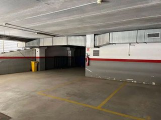 Nave industrial en alquiler en Gran Via LH en Hospitalet de Llobregat, L´