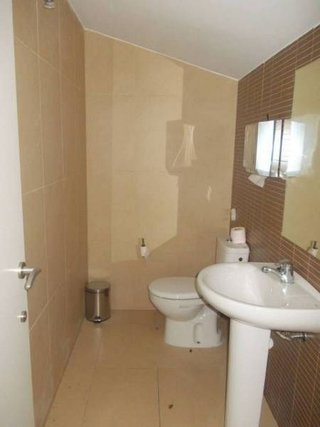 Local comercial en alquiler en Santa Marina - La Paz en Badajoz