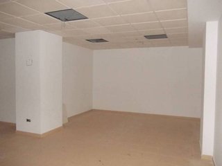 Local comercial en alquiler en Santa Marina - La Paz en Badajoz