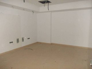 Local comercial en alquiler en Santa Marina - La Paz en Badajoz