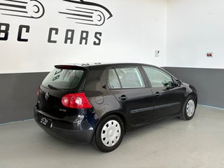 Volkswagen Golf 2004