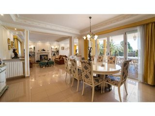 Chalet en venta en Yecla