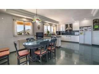 Chalet en venta en Yecla