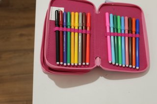Astuccio Kuromi porta pastelli bambina