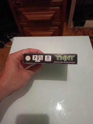 CAJA TMNT Tortugas Ninja Jóvenes. GAME BOY ADVANCE