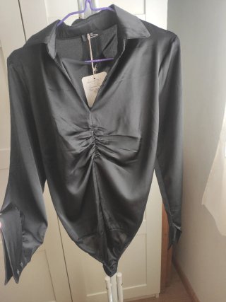 Body Camisa Satén Negro