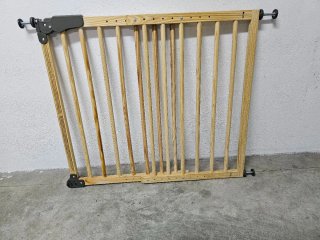 Barrera de seguridad infantil madera