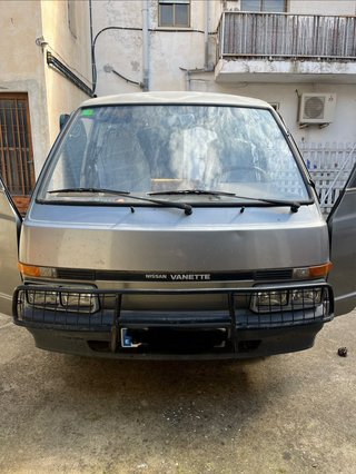 Nissan Vanette 1990