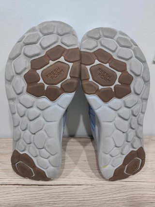 New Balance fresh foam roav V2 Gris/Azul 42,5