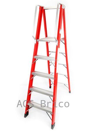 Escalera Fibra Tijera 2x5 - 1,42 Metros - 10401 - Mader
