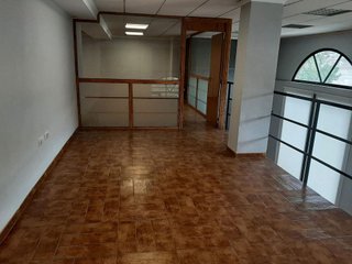 Local comercial en venta en La Paz en Villena