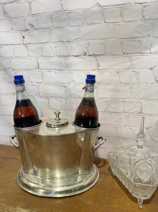 Enfriador botellas de vino vintage