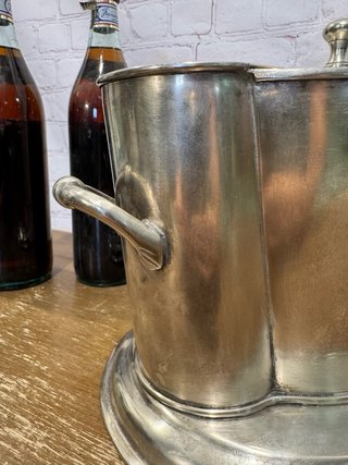 Enfriador botellas de vino vintage