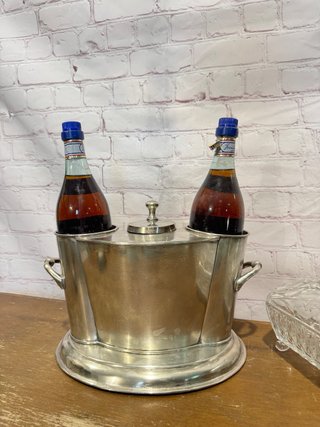 Enfriador botellas de vino vintage